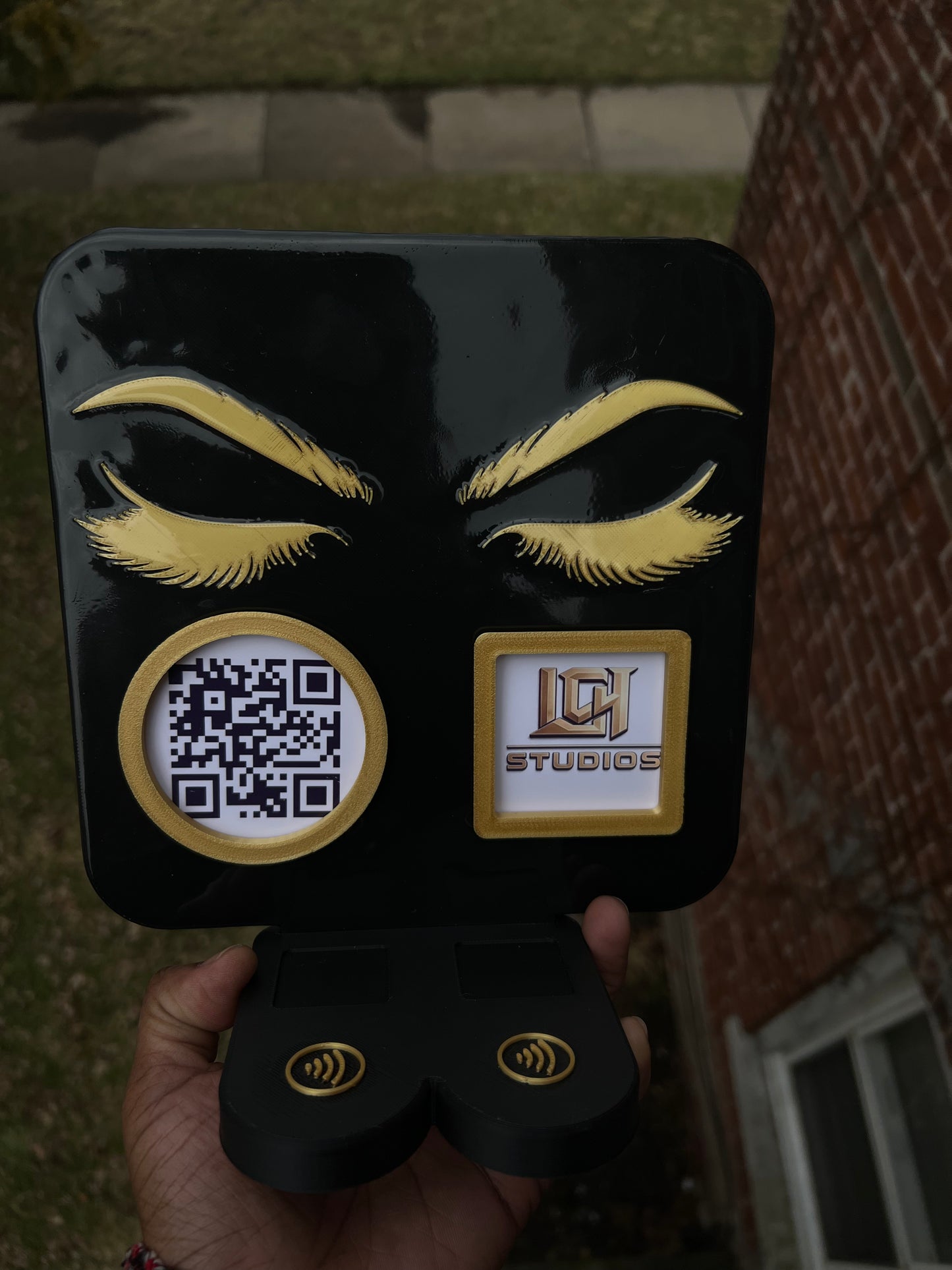 Tap-N-Connect Stand (LASHES)