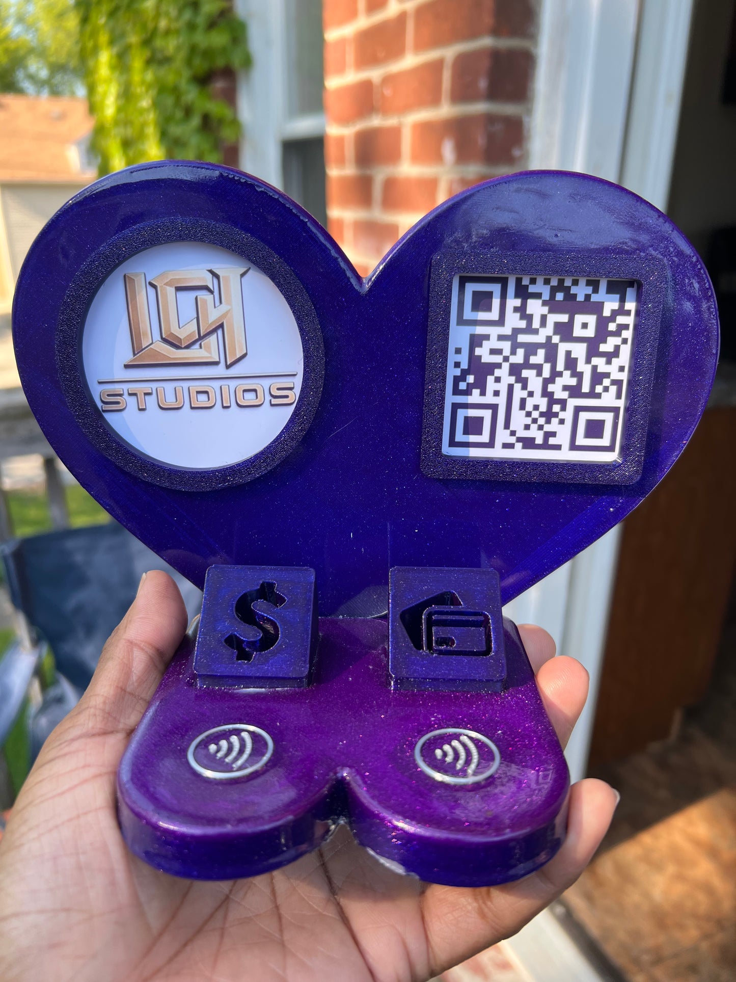 Tap-N-Connect Stand (SmallHeart)